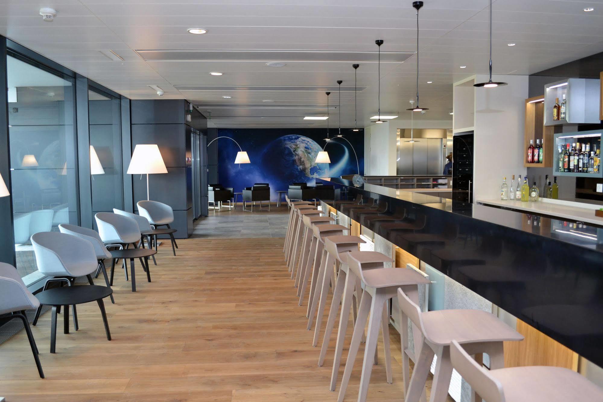 Discovery Hotel 3* Superior Crissier Exterior foto
