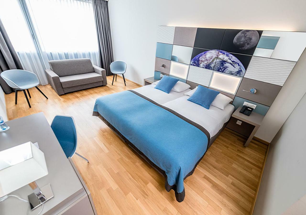 Discovery Hotel 3* Superior Crissier Exterior foto