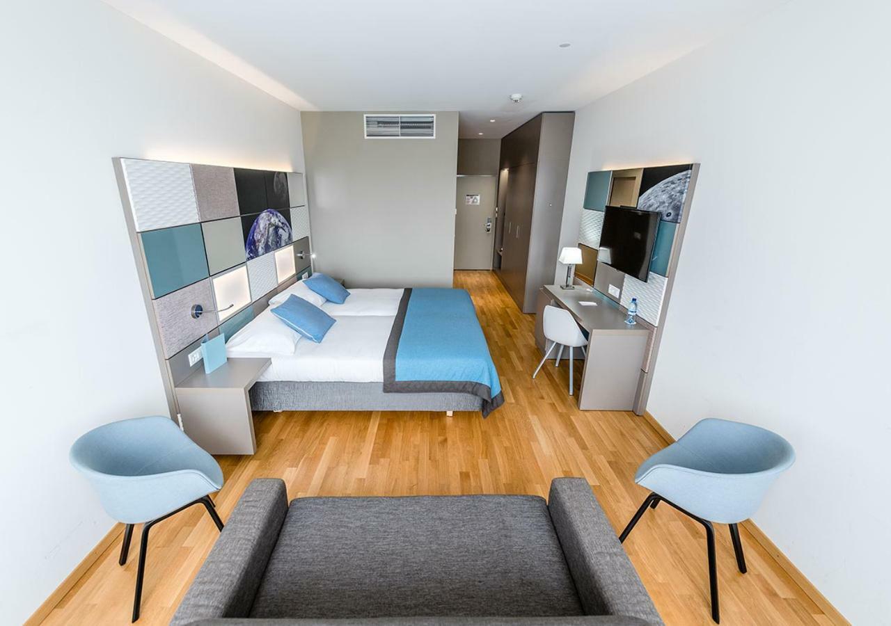 Discovery Hotel 3* Superior Crissier Exterior foto